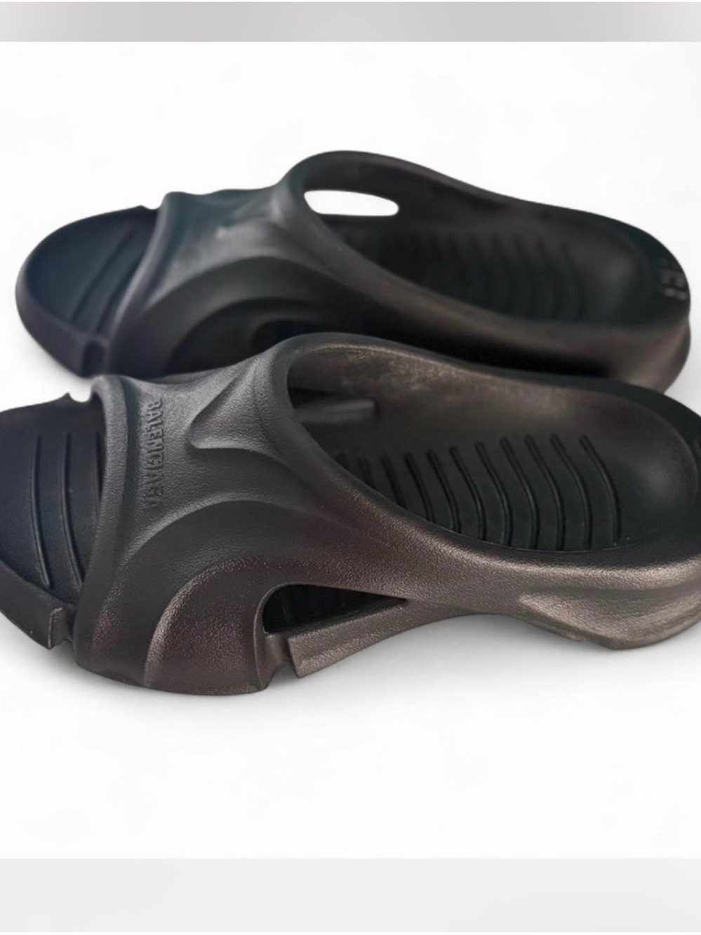 🔝 $525 Balenciaga Mold Foam Slide Sandals  Black US9/EUR39 - Picture 4 of 7